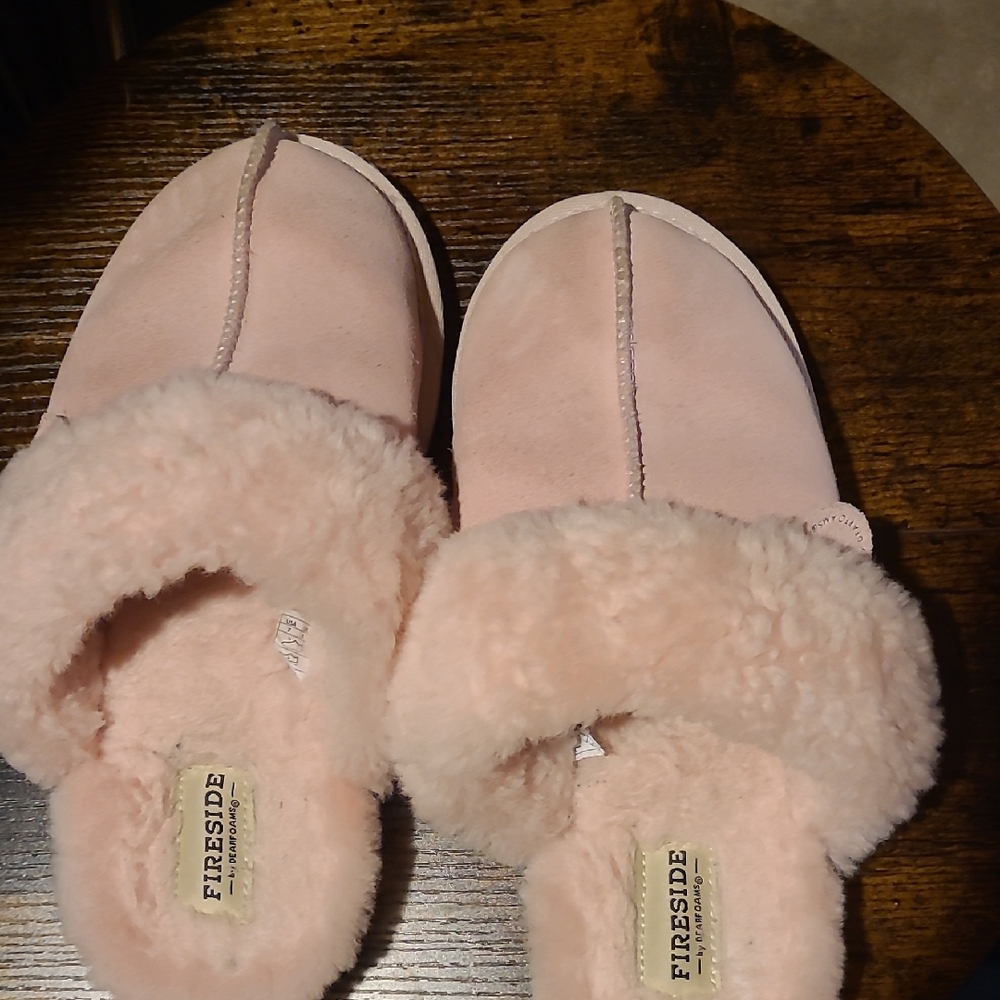 Fireside Women's Pink Slippers By Dearfoam